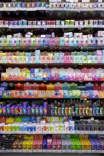 Tá Athmhúnlú ar Thionscal E-toitíní na Ríochta Aontaithe:Tá an Taraif ar E-to...